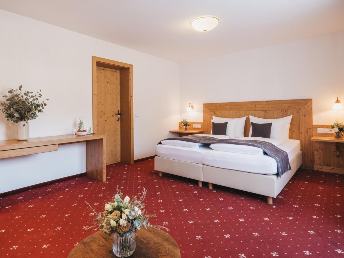 Hotel Vier Jahreszeiten By Vaya Inkl Zell Am See-Kaprun Sommerkarte Dış mekan fotoğraf