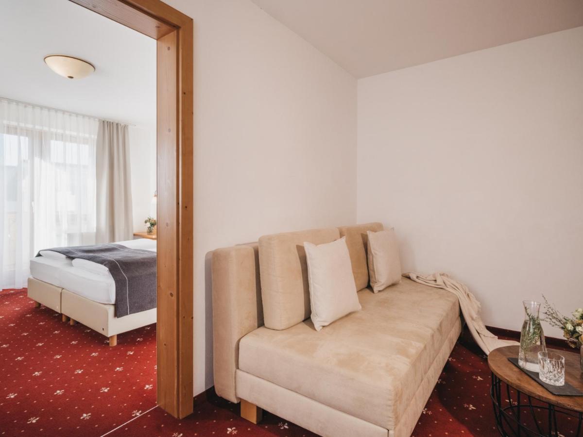 Hotel Vier Jahreszeiten By Vaya Inkl Zell Am See-Kaprun Sommerkarte Dış mekan fotoğraf